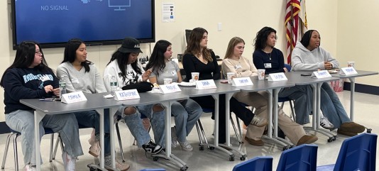 AVID Alumni panel on college life